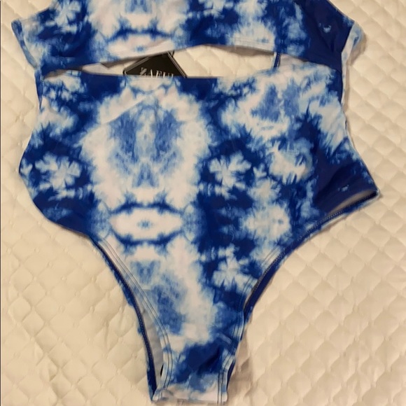Zaful swimsuit NWT one piece back cross straps IS - Picture 4 of 9